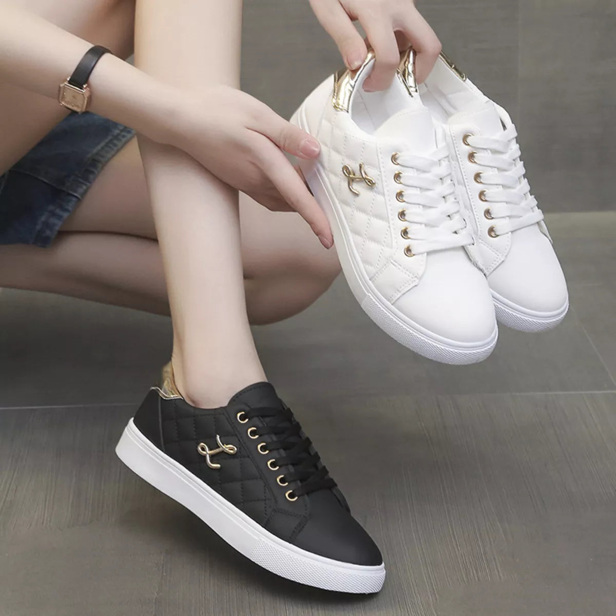 Round Toe Lace Up Sneakers - Lilixa.store