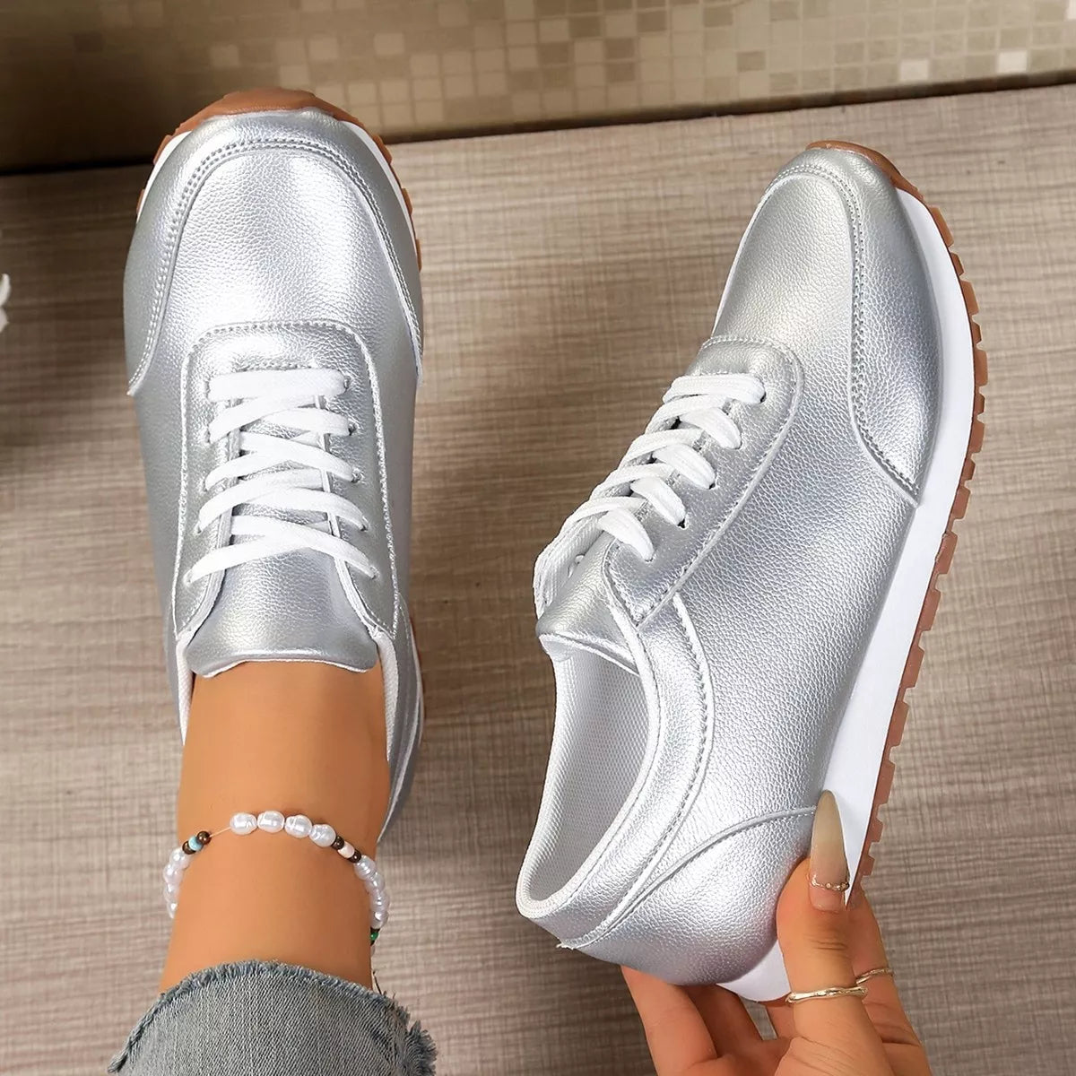 Round Toe Lace Up Sneakers - Lilixa.store