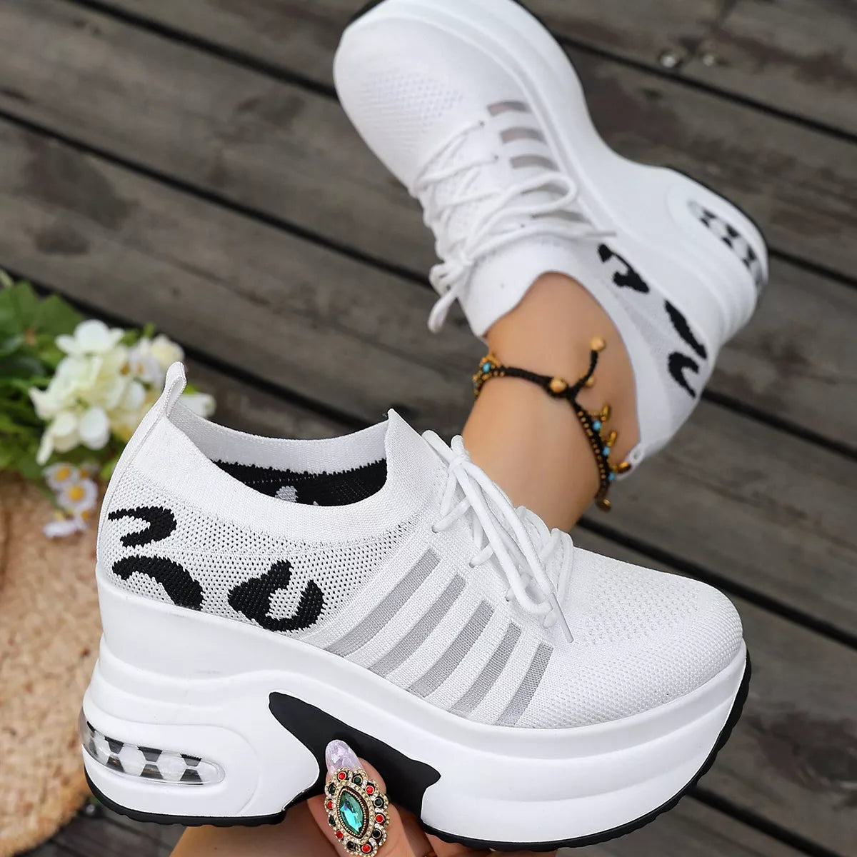 Round Toe Platform Sneakers - Lilixa.store