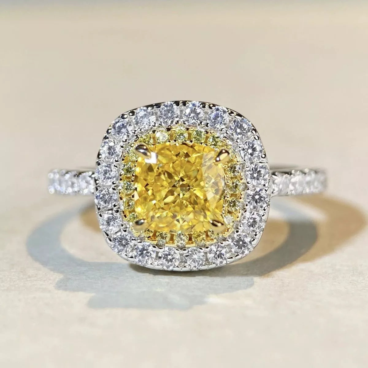 925 Sterling Silver Zircon Cushion Cut Ring