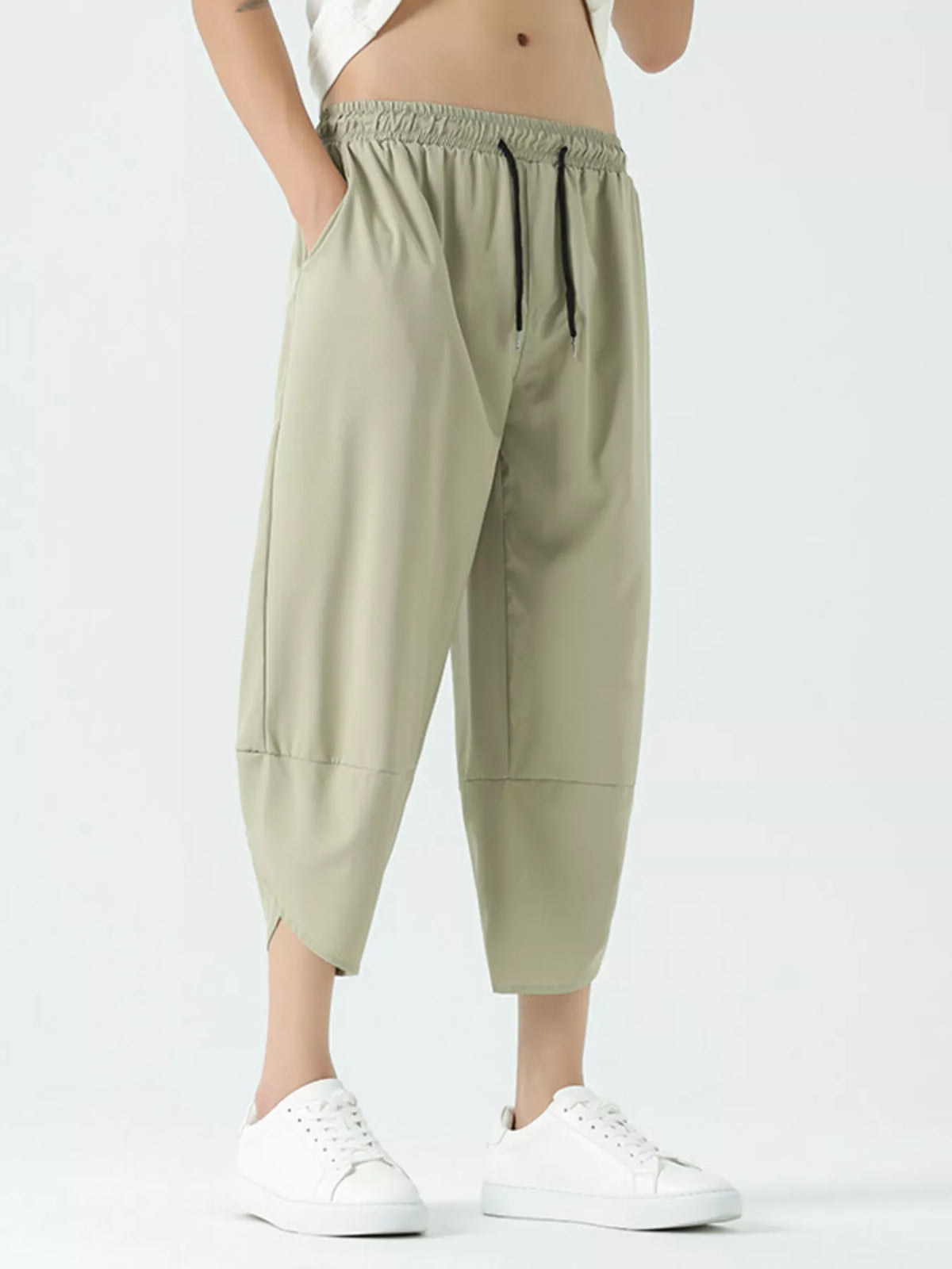 Men's Plus Size Casual Loose Cropped Pants, view 5