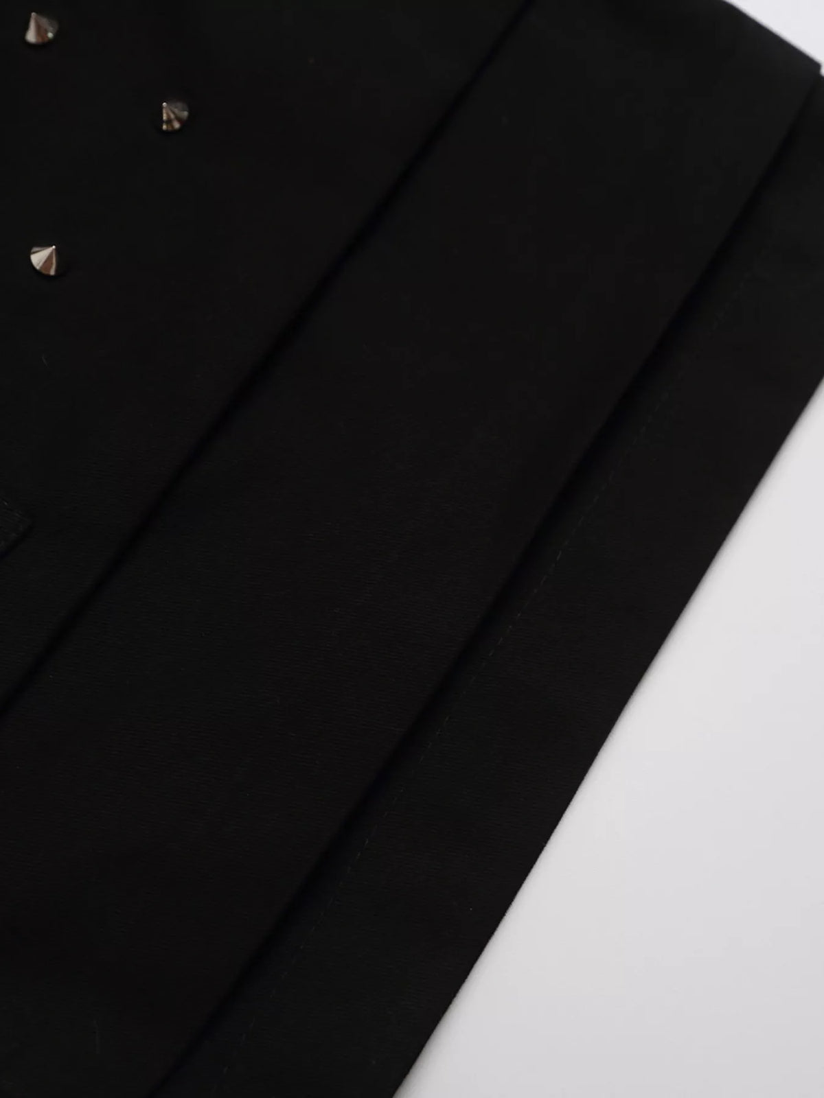 Men's Studded Cargo Capris - Lilixa.store