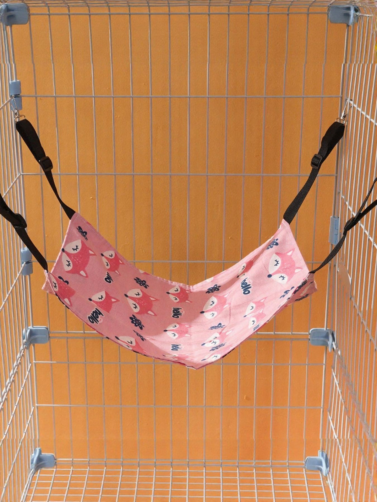 Comfortable Hanging Pet Hammock with Adjustable Straps