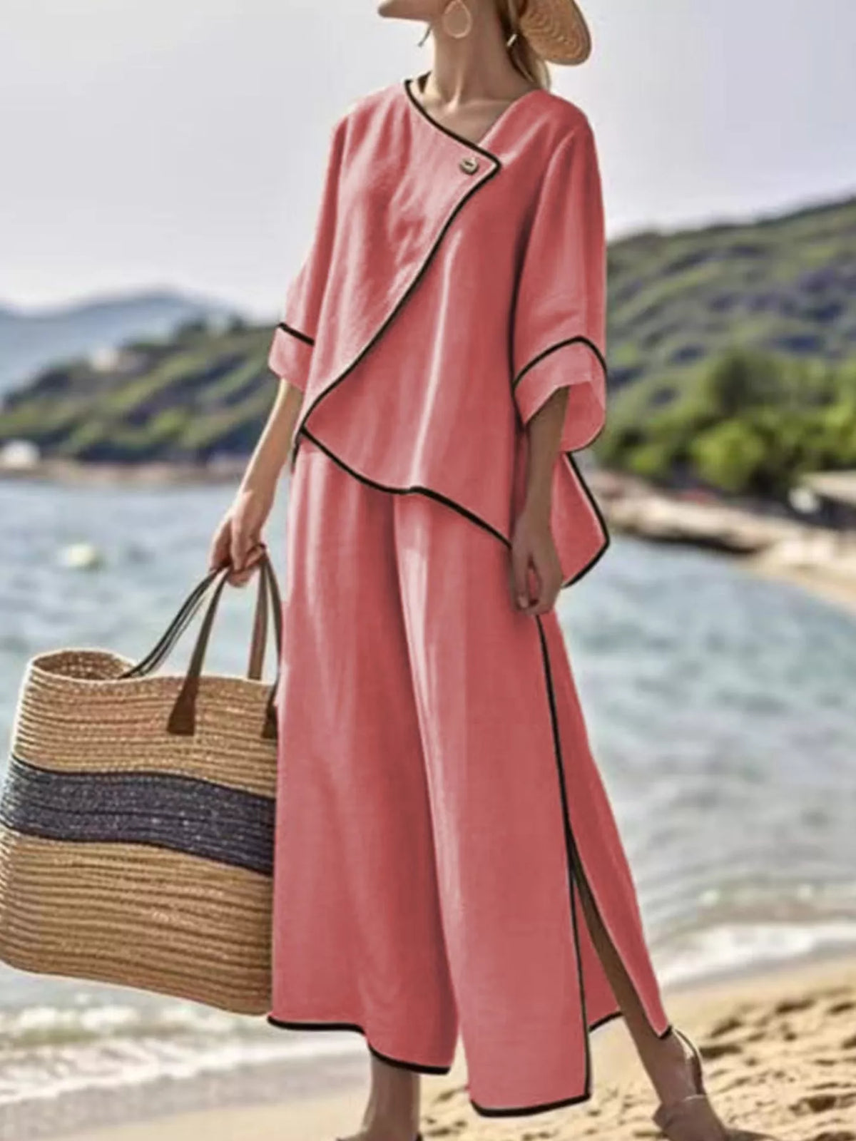 Full Size Contrast Trim Top and Wide Leg Pants Set Plus Size - Lilixa.store