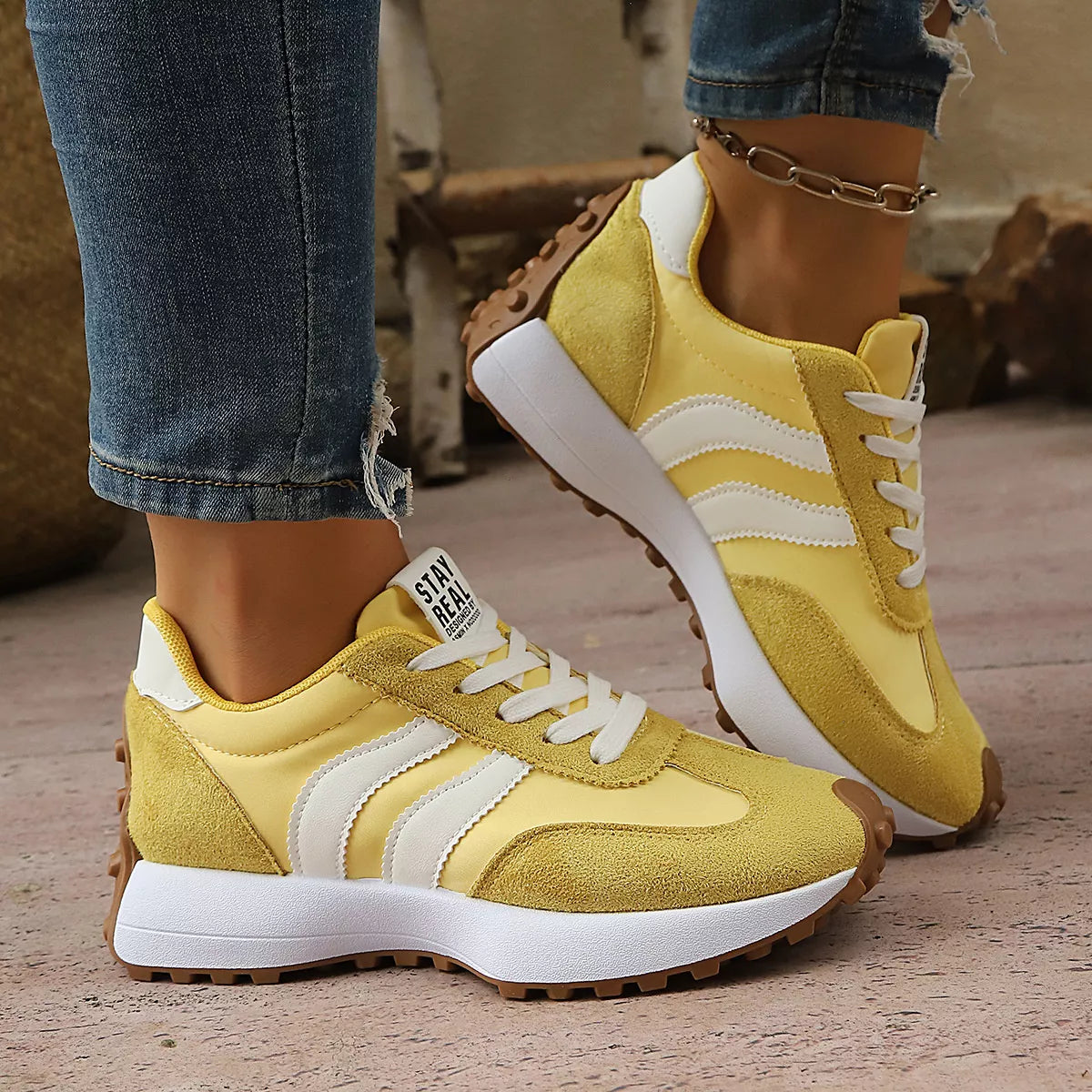 Round Toe Lace Up Sneakers - Lilixa.store