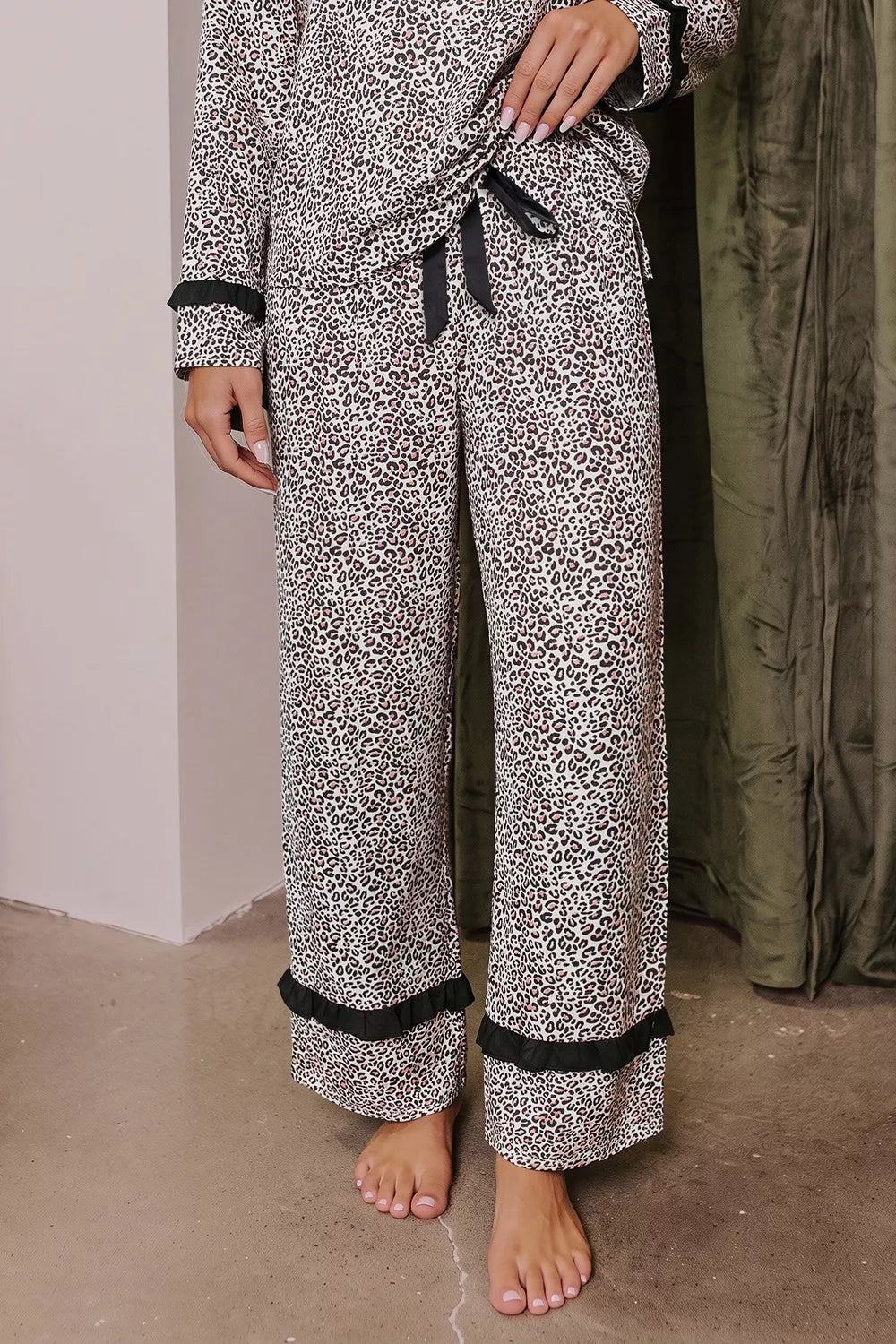 Leopard Print Bow Knot Patchwork Long Sleeve Lounge Set - Lilixa.store