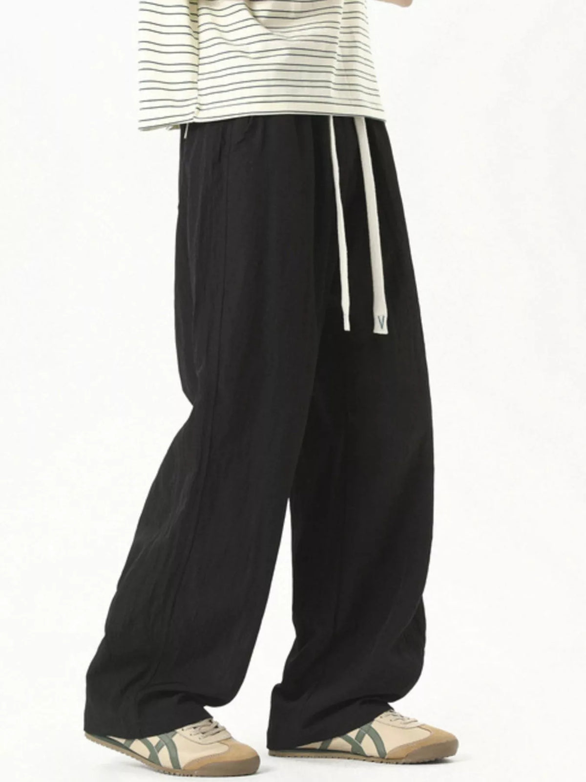 Men's Plus Size Loose Fit Casual Pants in Black