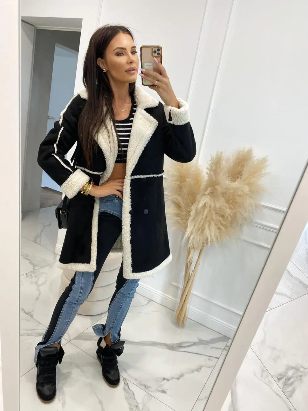 Lapel Collar Exposed Seam Buttoned Coat - Lilixa.store