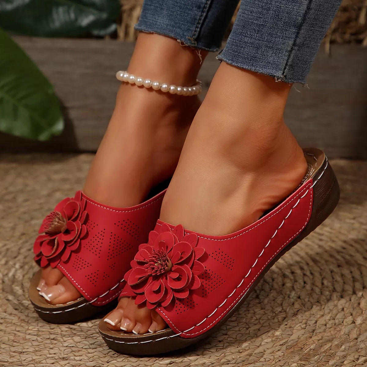Bohemian Floral Embellished Comfortable Flat Sandals in Red