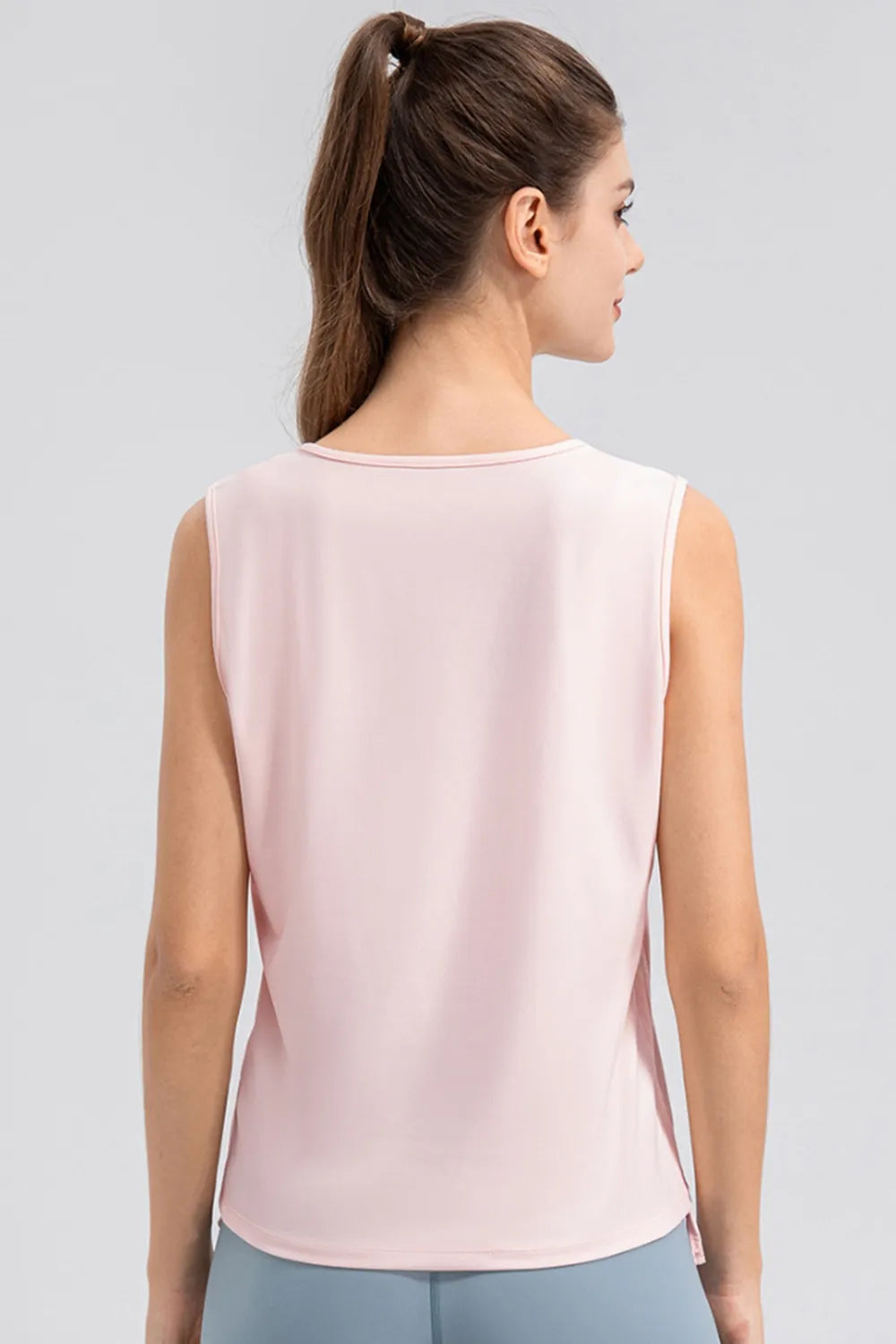 Notched Wide Strap Active Tank - Lilixa.store
