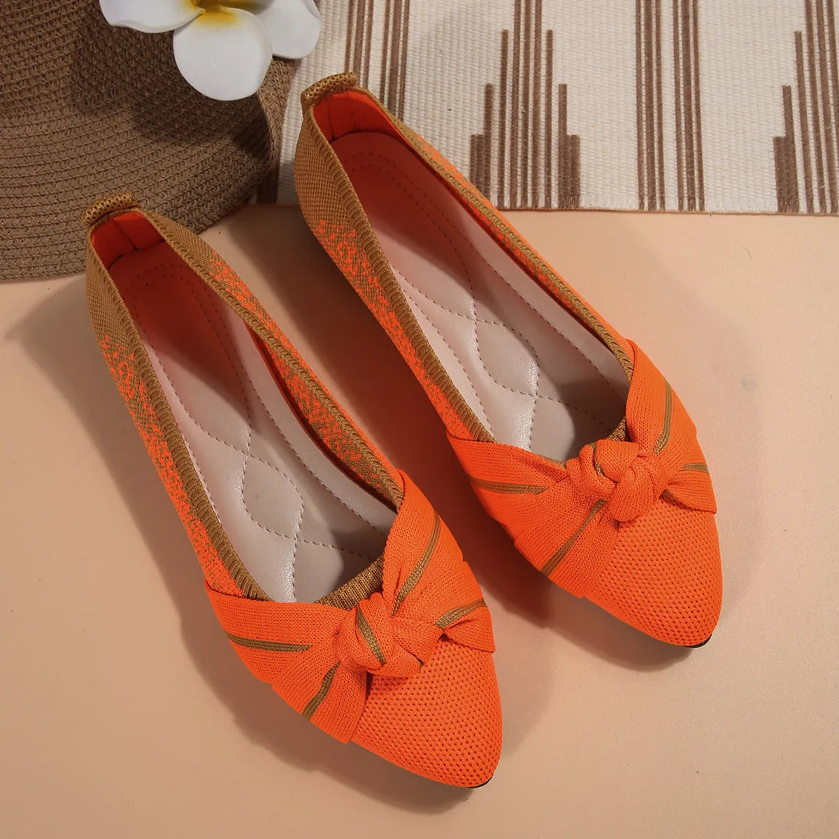 Contrast Point Toe Flats Slip-Ons in Orange