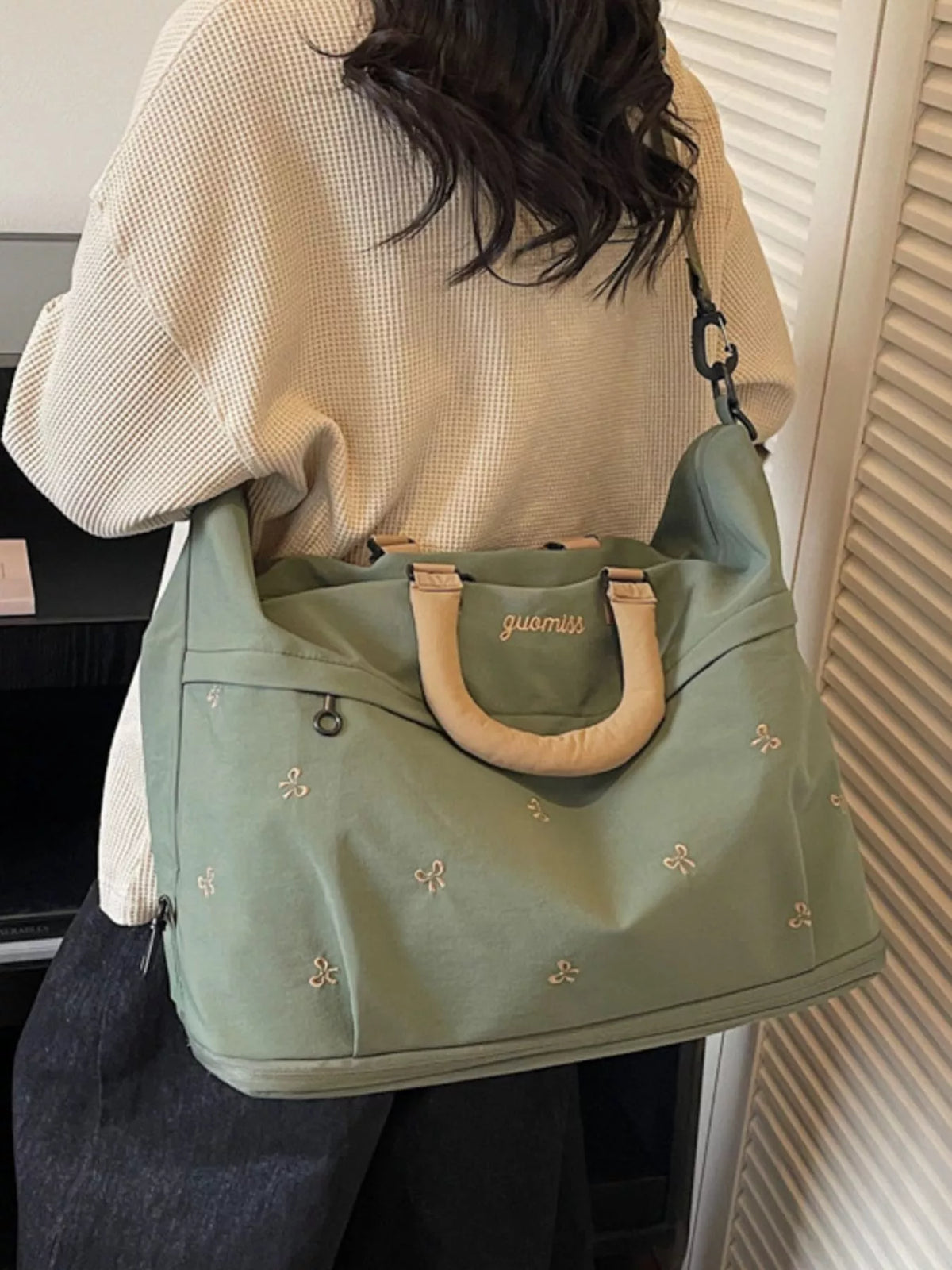 Bow Embroidered Travel Bag - Lilixa.store