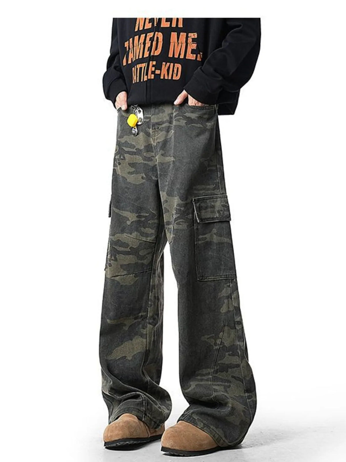 Men's Wide Leg Camouflage Cargo Pants in Green Camouflage, view 2