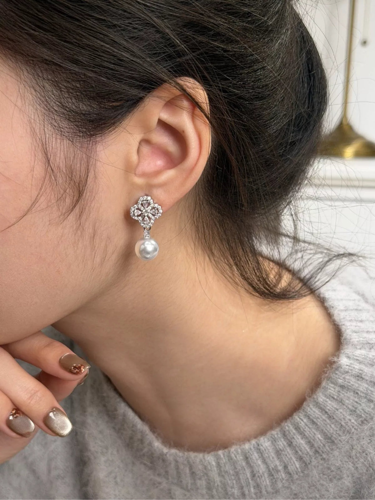 Zircon Four Leaf Clover Pearl Drop Earrings - Lilixa.store