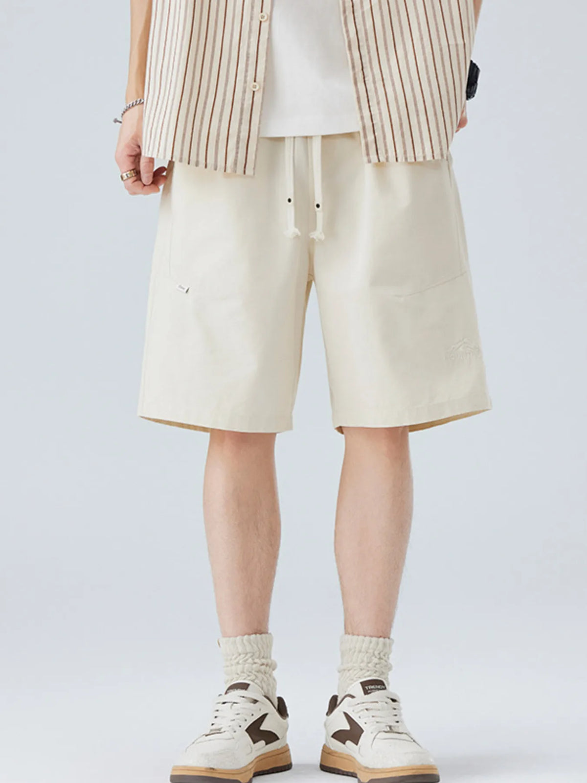 Men's Plus Size Loose Fit Shorts in Off-white