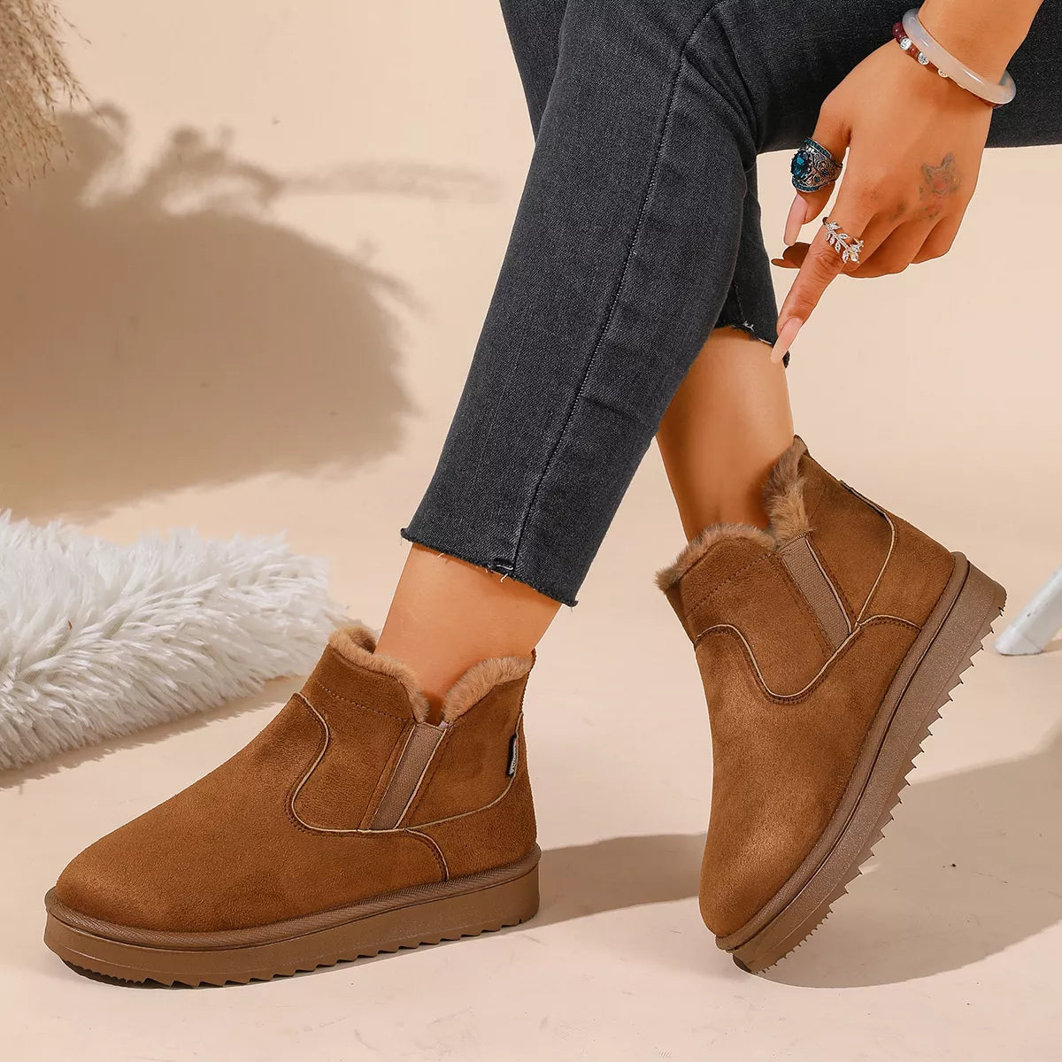 Plush Lined Winter Ankle Boots - Lilixa.store