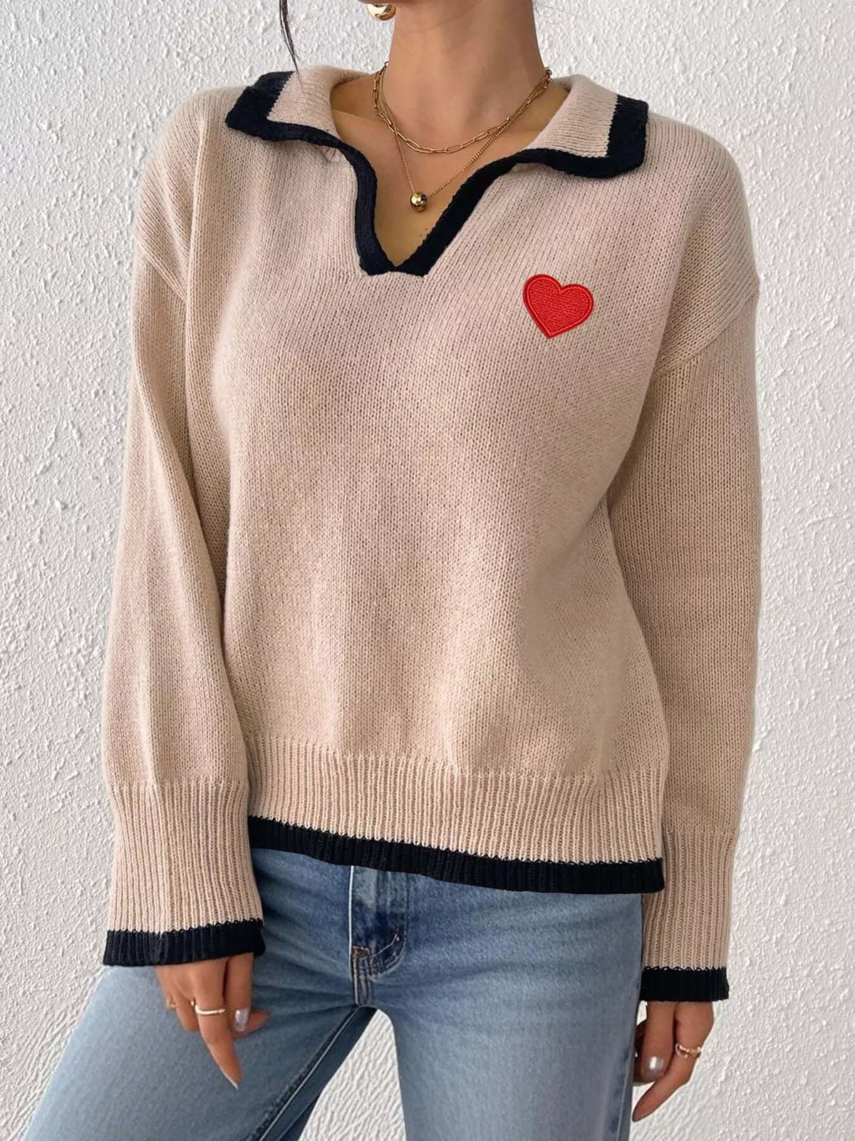 Contrast Trim Heart Embroidered Polo Collar Sweater