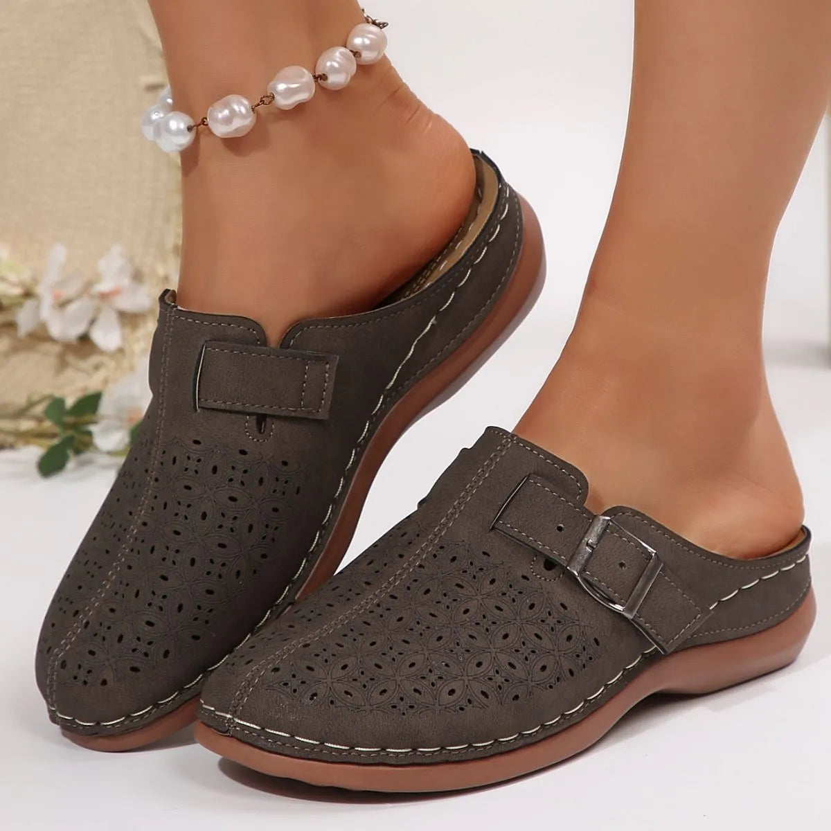 Round Toe Platform Loafer in Chocolate