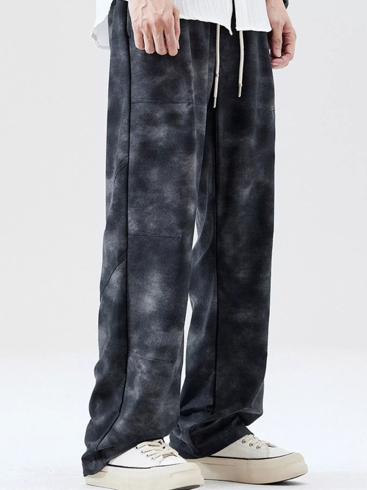 Men's Full Size Relaxed Fit Tie-Dye Wide Leg Cargo Pants Plus Size in Black