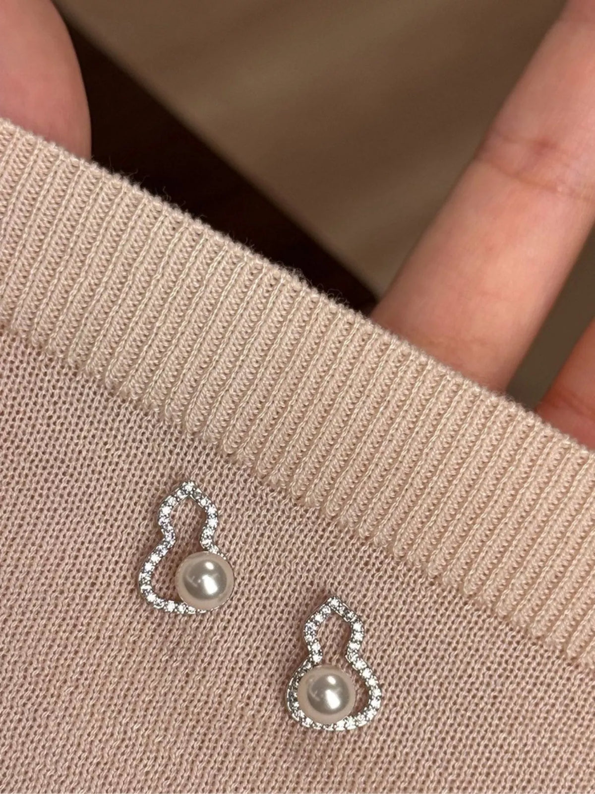 Pearl Gourd Stud Earrings - Lilixa.store