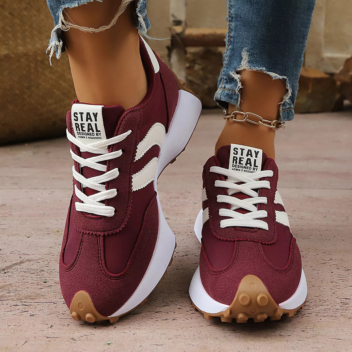 Round Toe Lace Up Sneakers - Lilixa.store