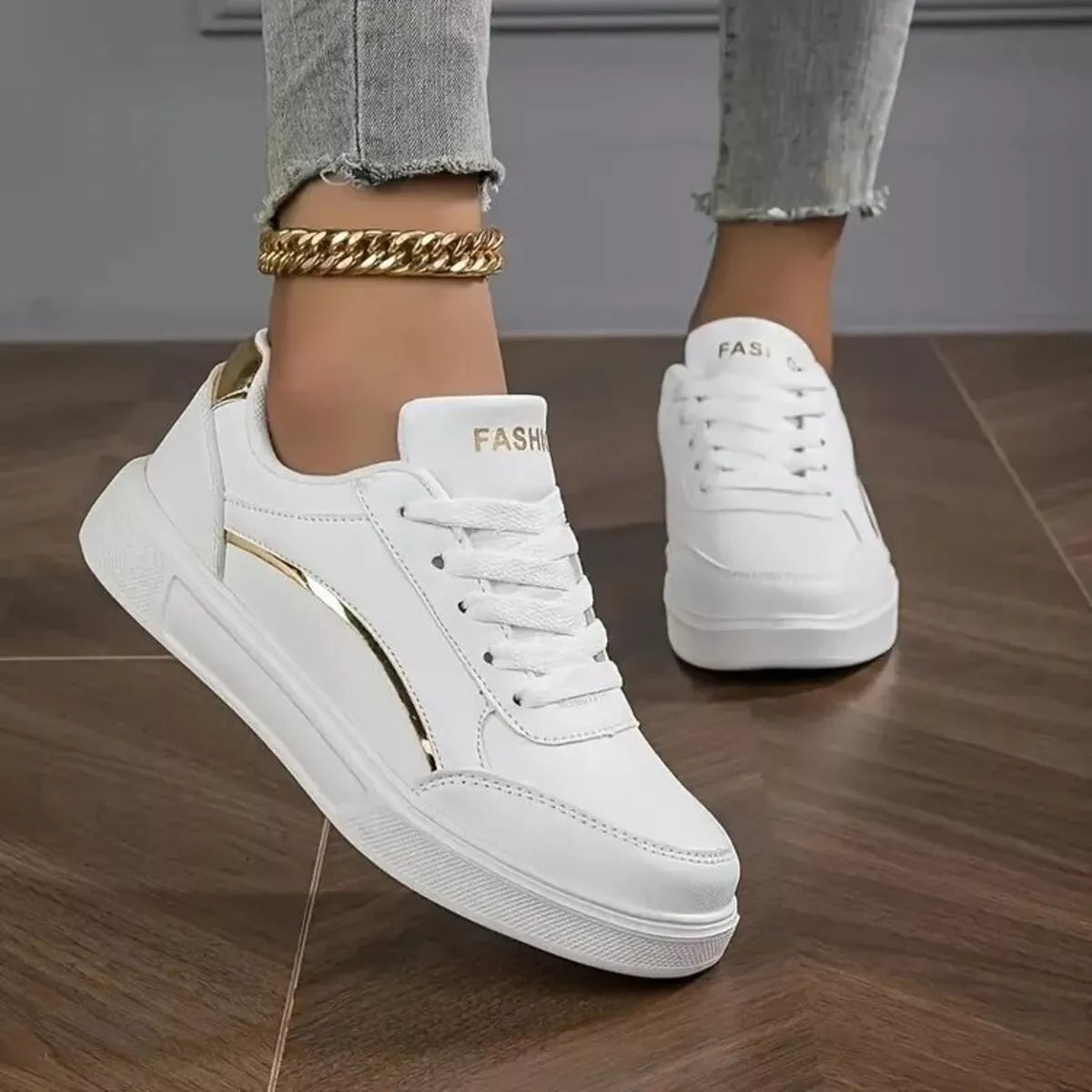 Round Toe Lace Up Sneakers - Lilixa.store