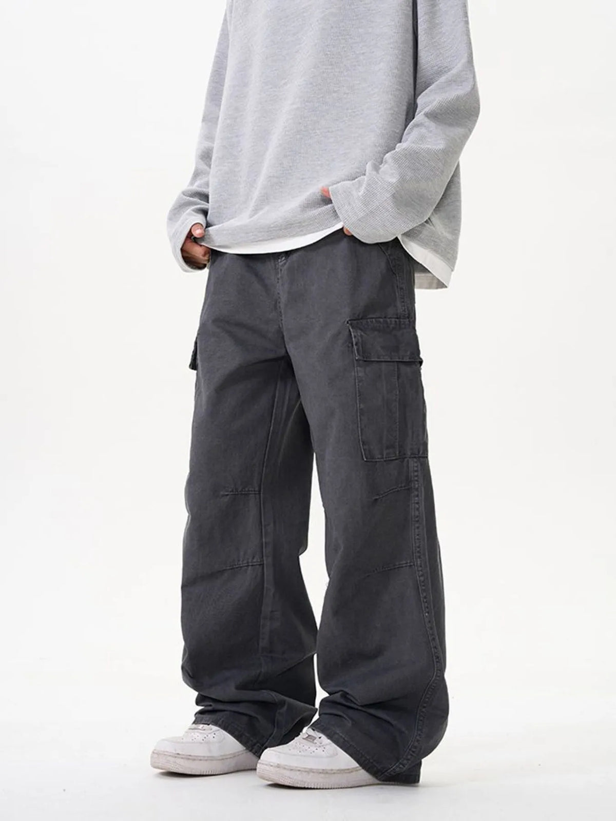 Men's Wide Leg Cargo Pants, view 3