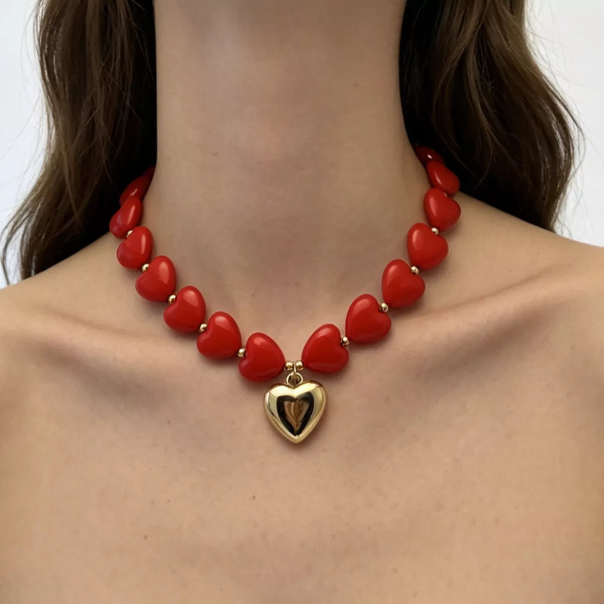 Heart‑Shaped Resin Beaded Necklace - Lilixa.store