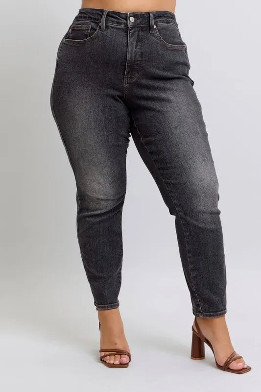 Judy Blue Full Size Mid Rise Tummy Control Slim Jeans Plus Size - Lilixa.store