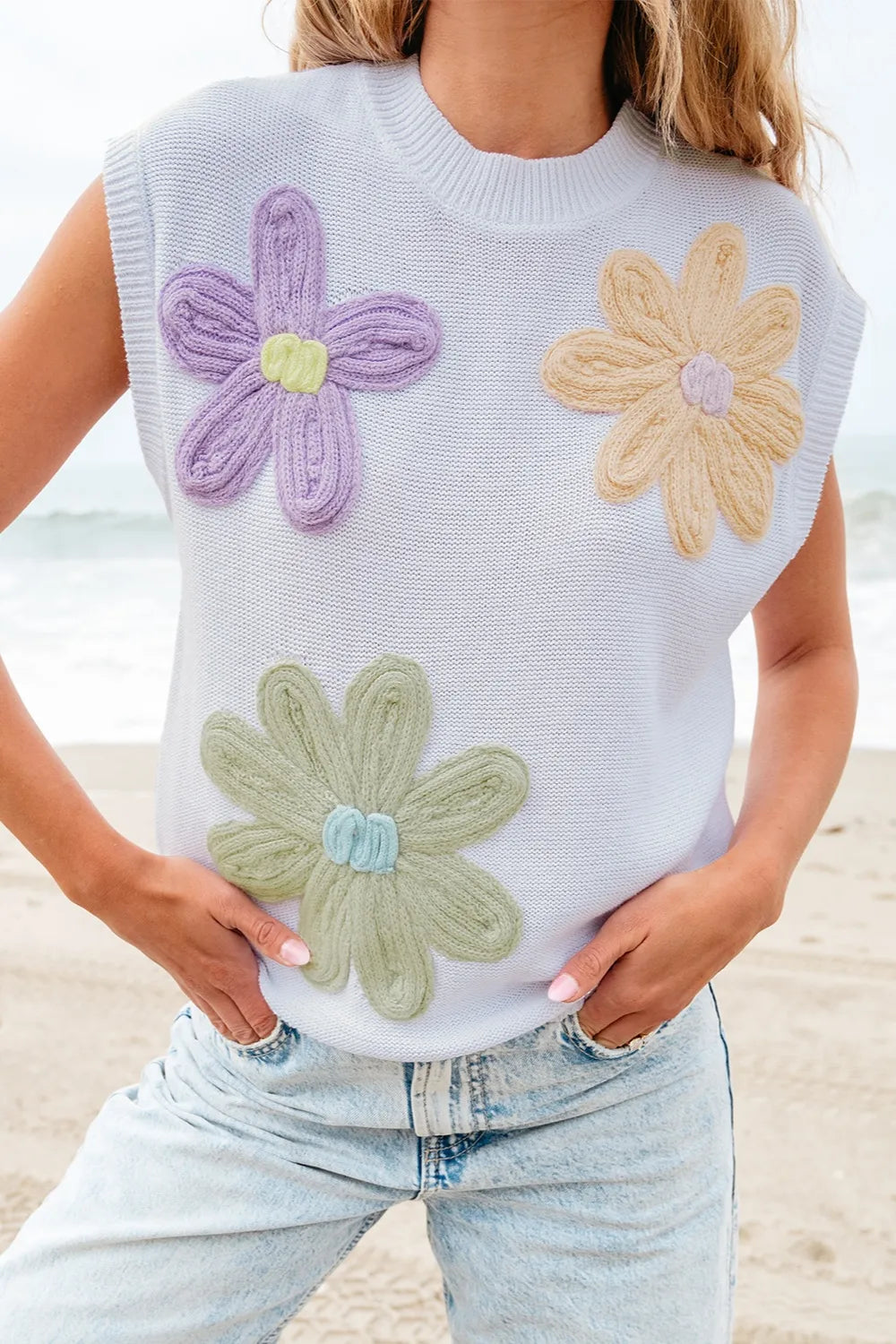 Crochet Flower Round Neck Sweater Vest in White