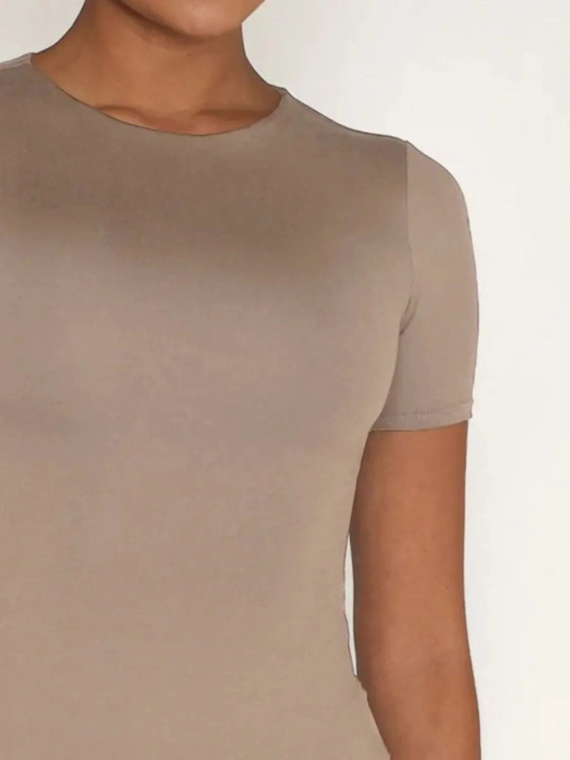 Round Neck Short Sleeve Swim Top - Lilixa.store