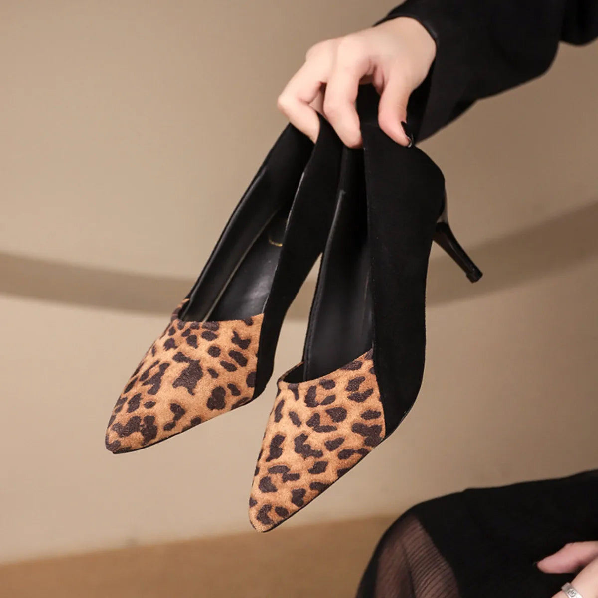 Point Toe Suede Pumps - Lilixa.store