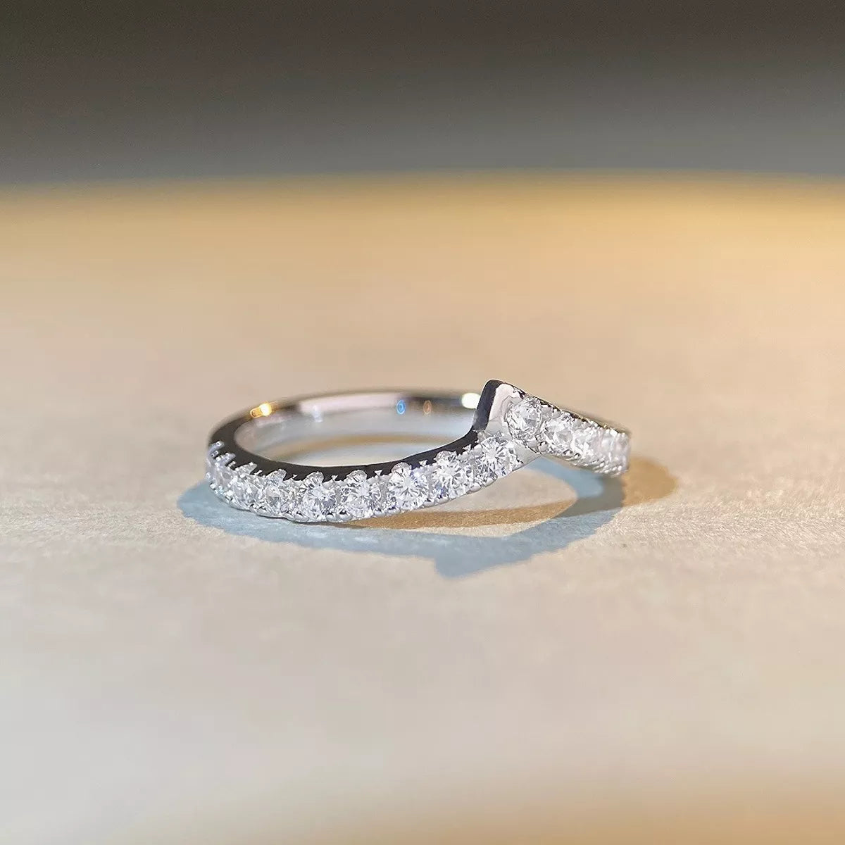925 Sterling Silver Zircon Irregular Ring - Lilixa.store