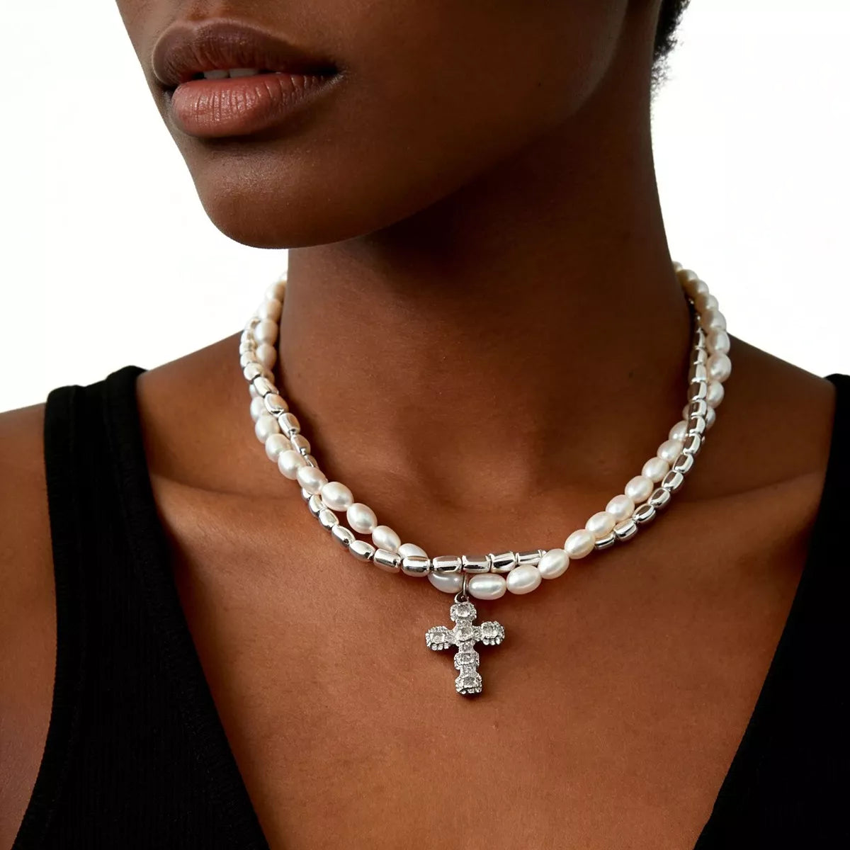 Elegant Pearl Alloy Necklace with Rhinestone Cross Pendant - Lilixa.store