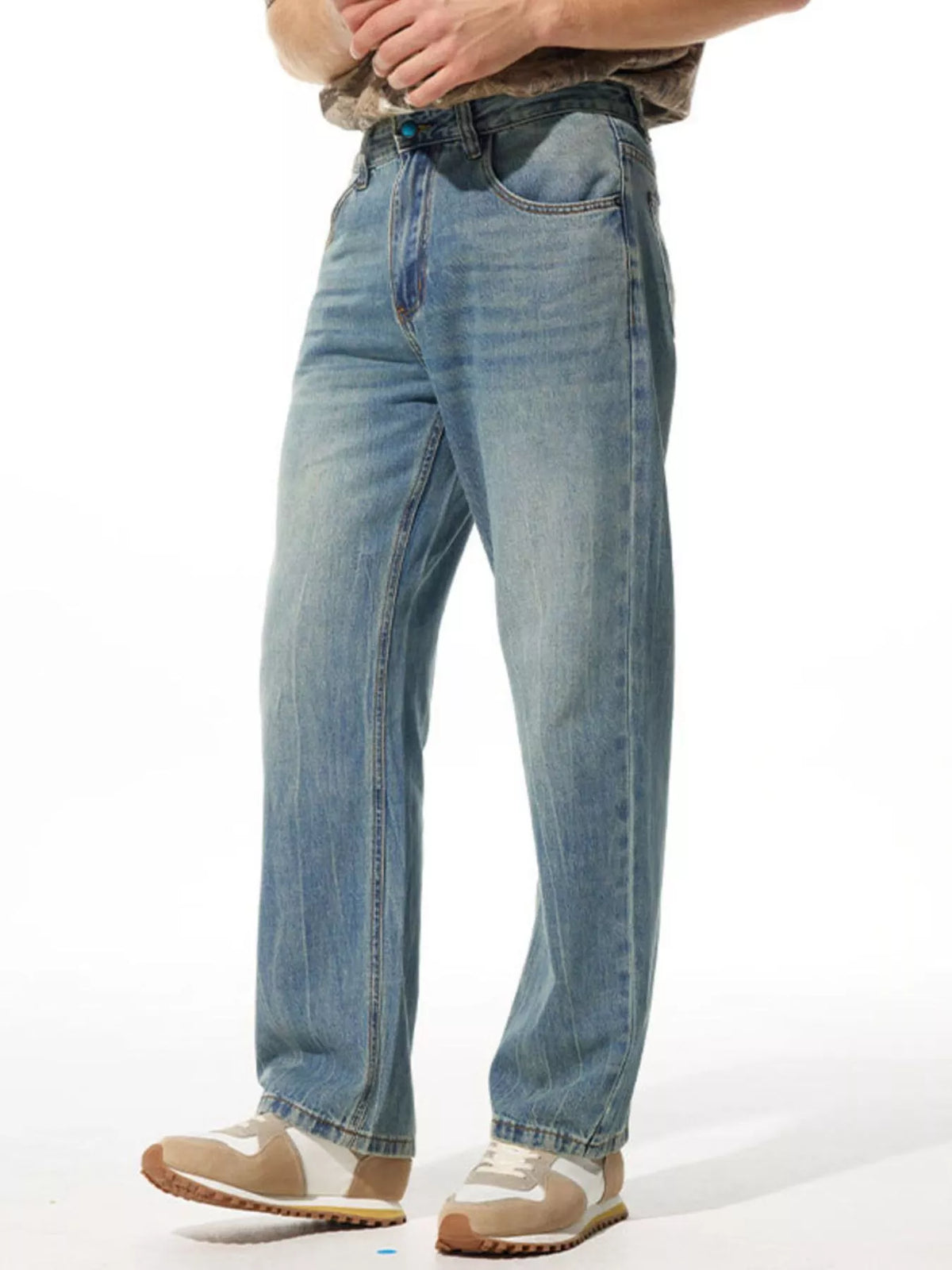 Men's Relaxed Fit Vintage Wash Pants in Light Blue, view 3