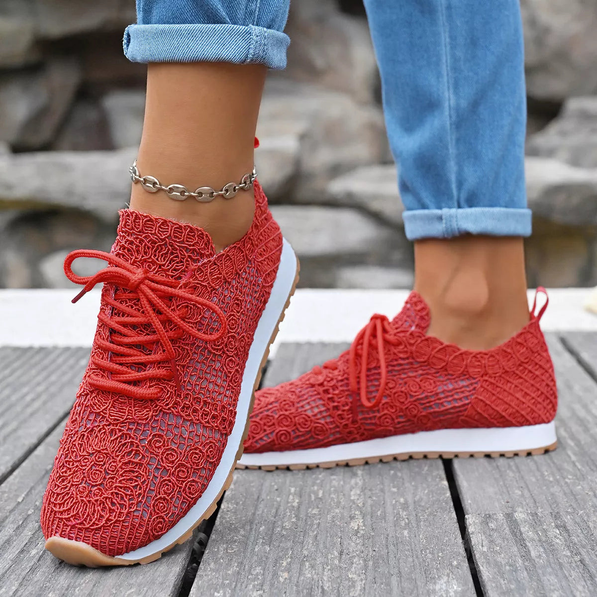 Round Toe Lace Up Sneakers - Lilixa.store