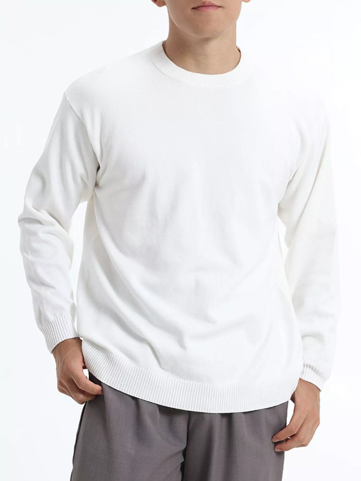 Men's Minimalist Crew Neck Sweater with Ribbed Cuffs in White