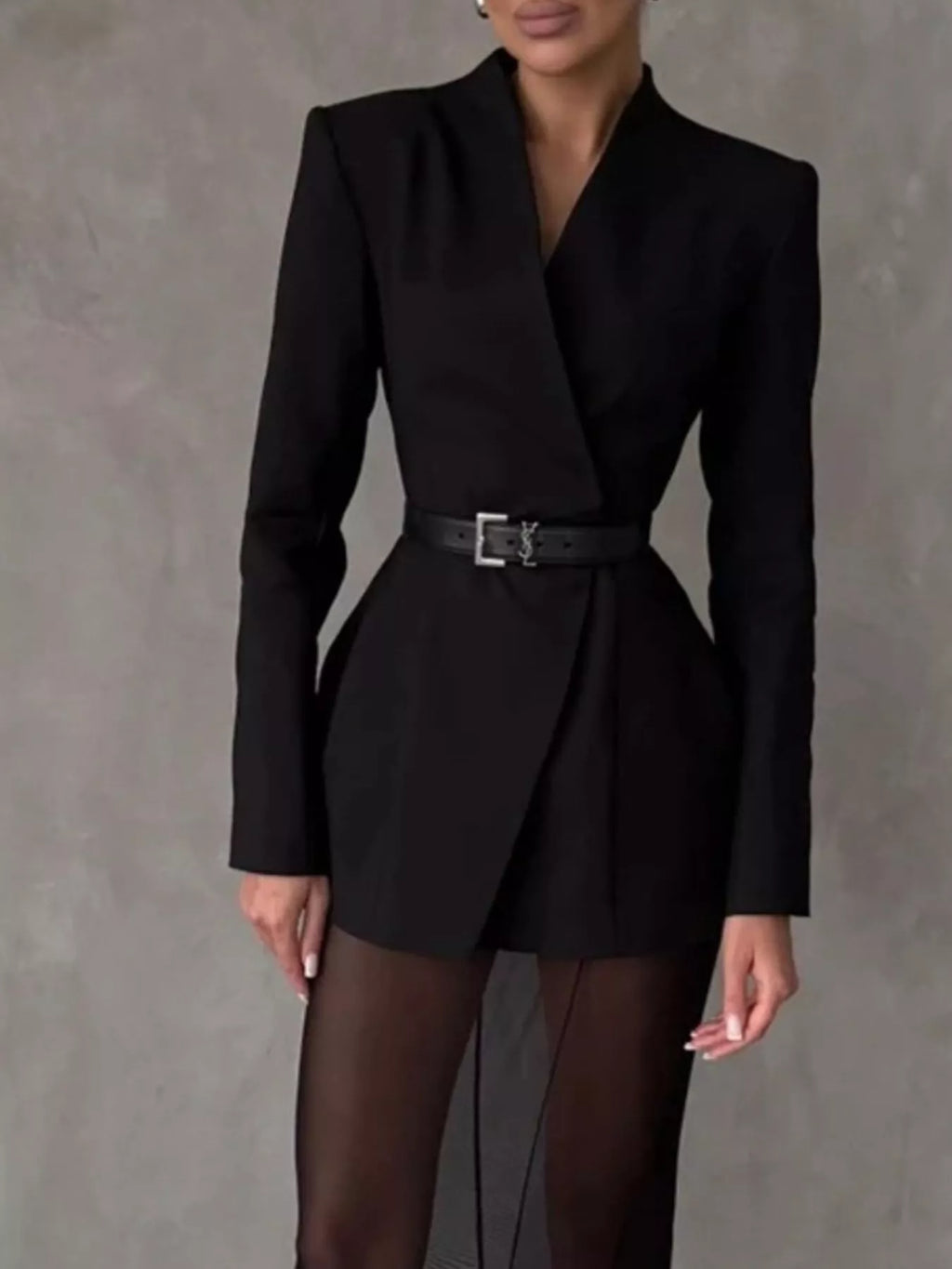 Slim-Fit Structured Waist Blazer - Lilixa.store