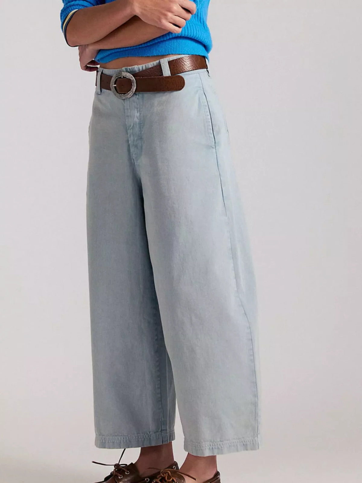 Wide-Leg Cropped Jeans