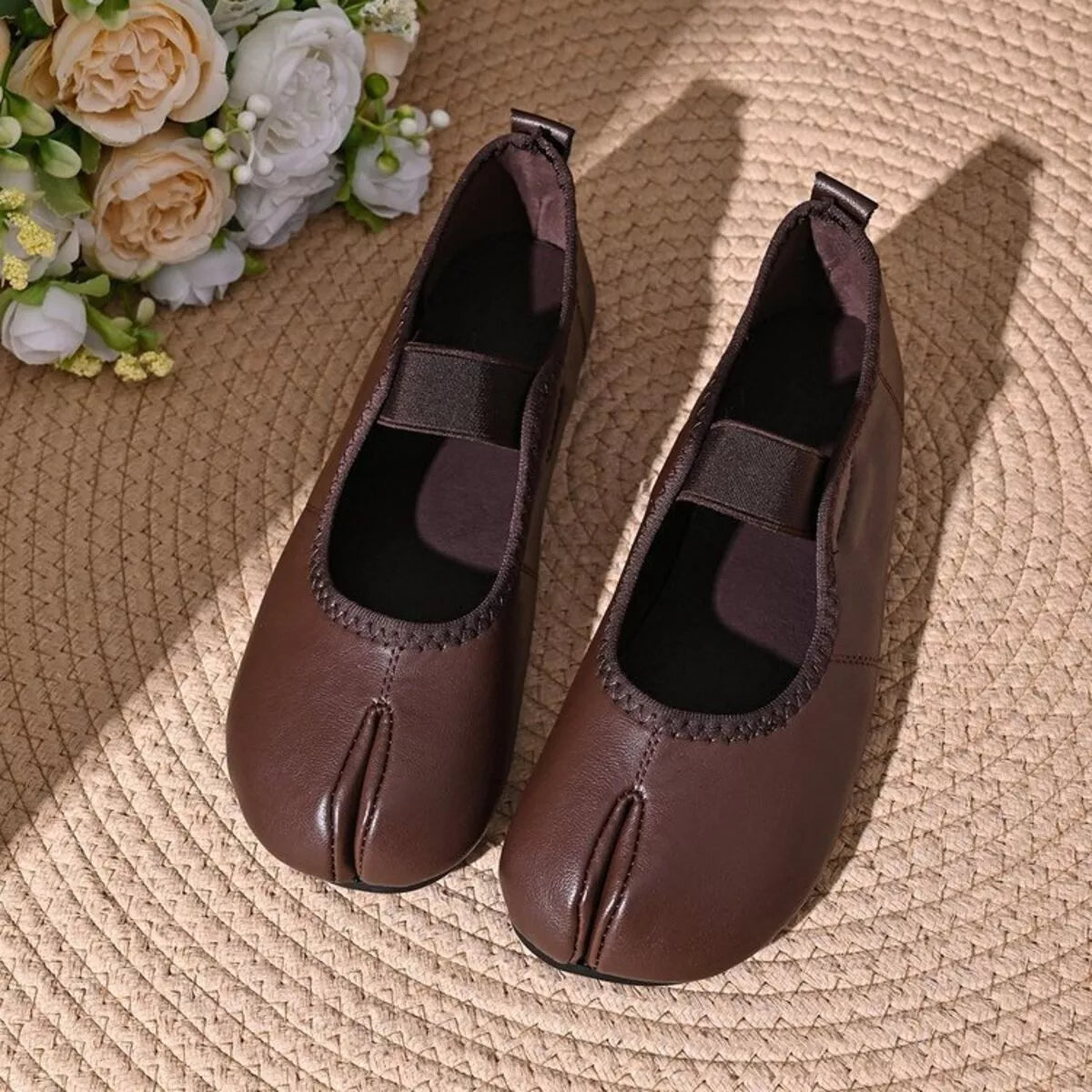 Split-Toe Slip-Ons - Lilixa.store