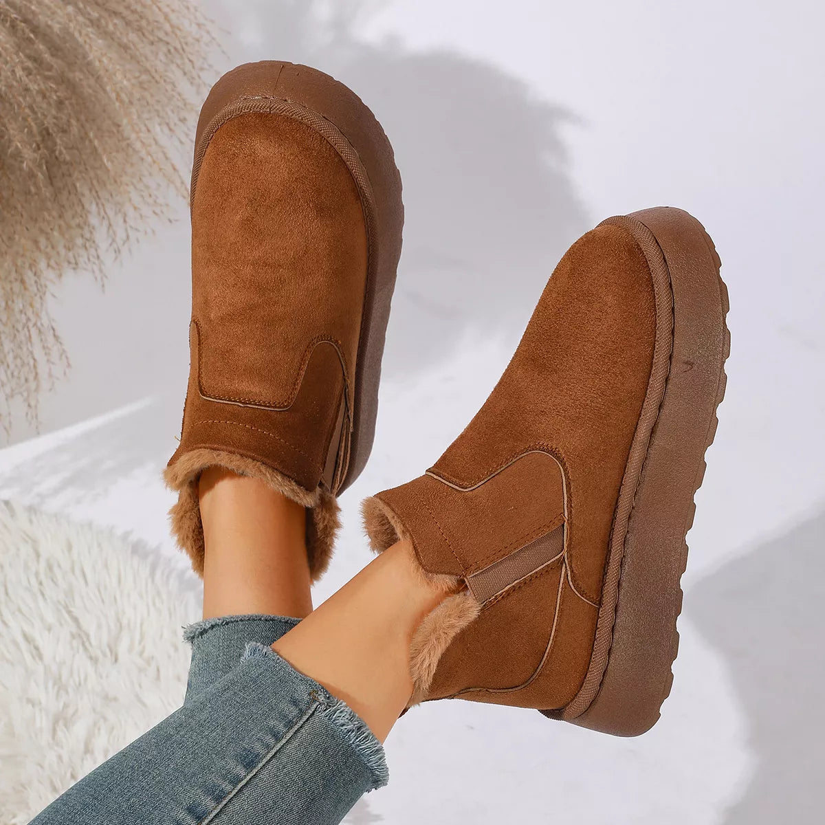Round Toe Platform Boots - Lilixa.store