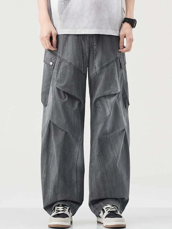 Men's Loose Fit Cargo Pants in Black