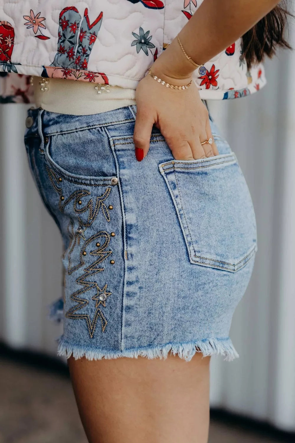 Western Embroidery Stud Denim Shorts - Lilixa.store