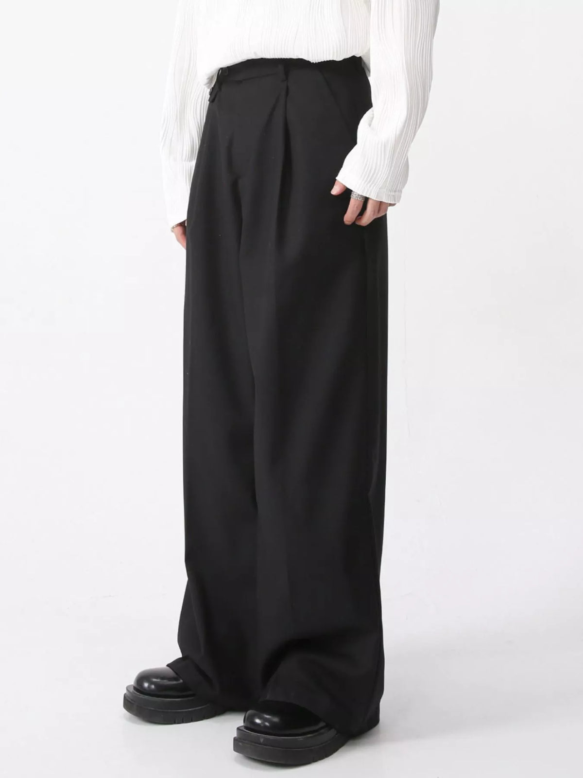 Men's High-Waisted Wide-Leg Pants, view 2