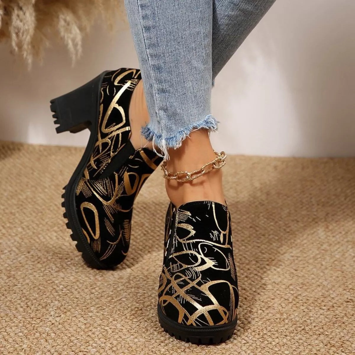 Round Toe Block Heels Pumps - Lilixa.store