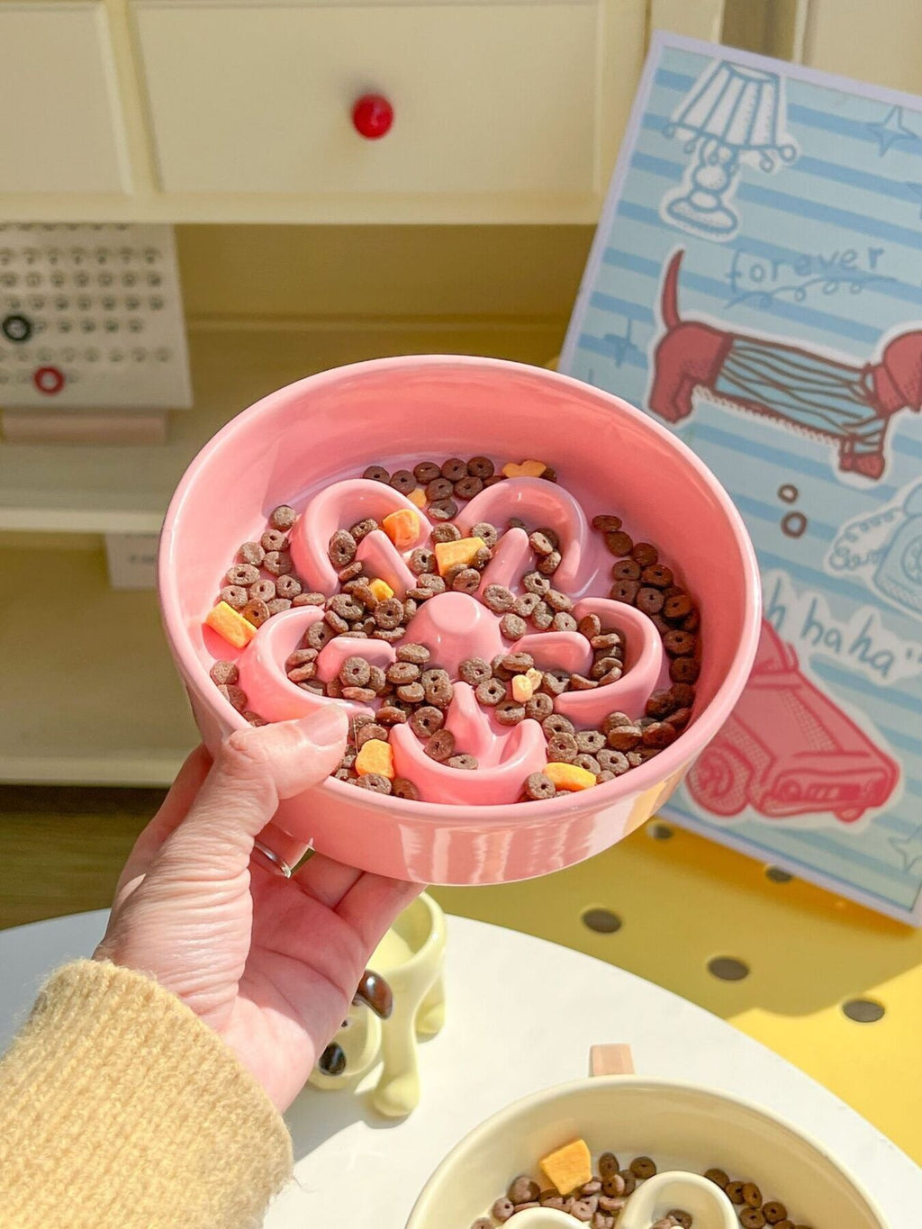 Flower-Shaped Slow Feeder Pet Bowl - Lilixa.store