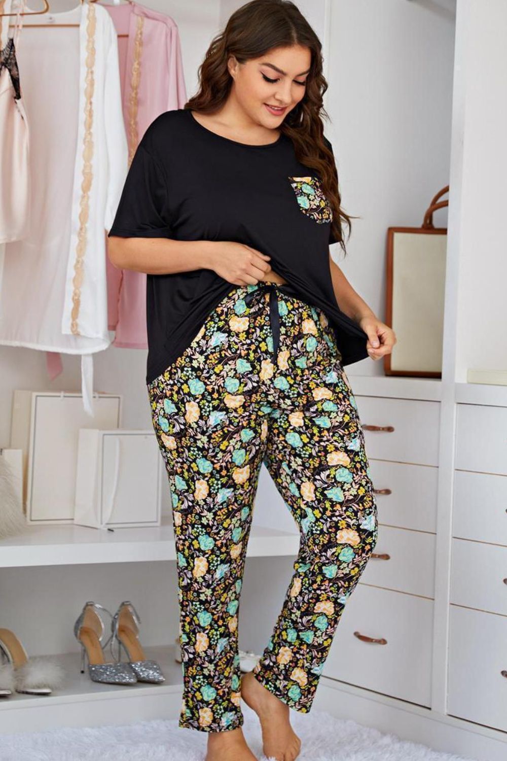 Plus Size Contrast Round Neck Tee and Floral Pants Lounge Set - Lilixa.store