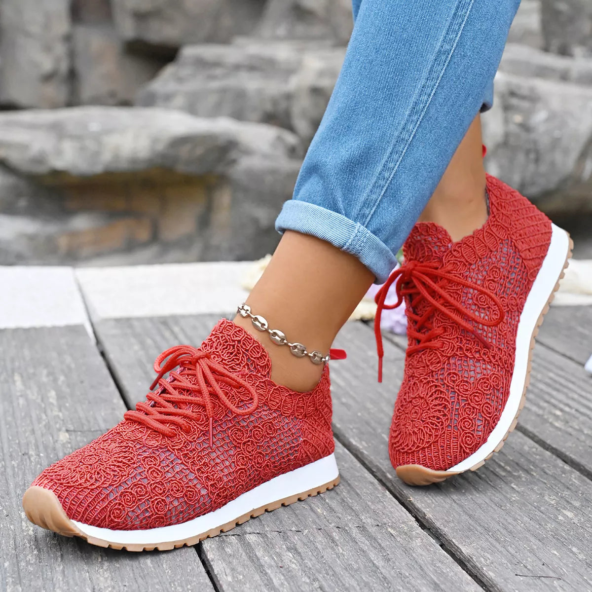 Round Toe Lace Up Sneakers - Lilixa.store
