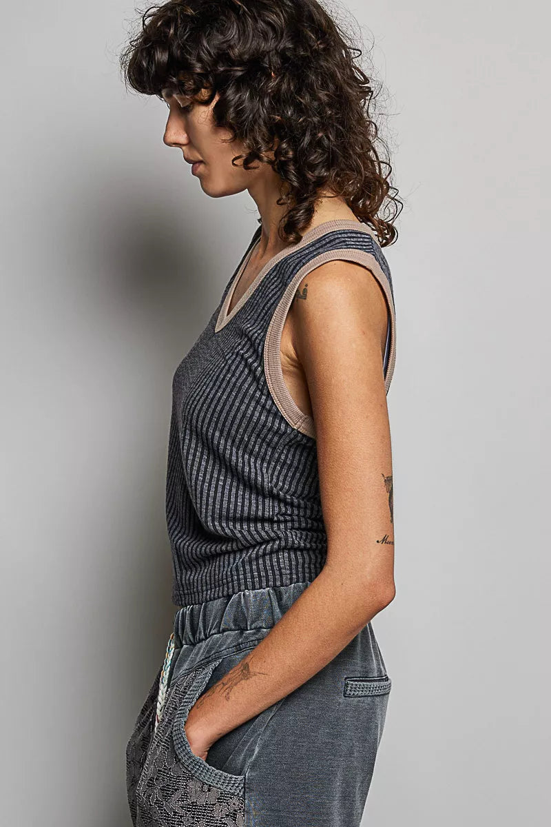 POL V-Neck Contrast Ribbed Sleeveless Tank - Lilixa.store