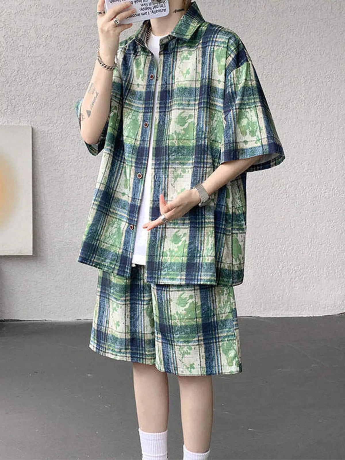 Men's Plus Size Casual Plaid Print Shirt & Shorts Set in Green